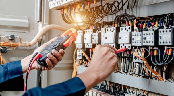 Best Local Electrician Companies  in Lynden, WA